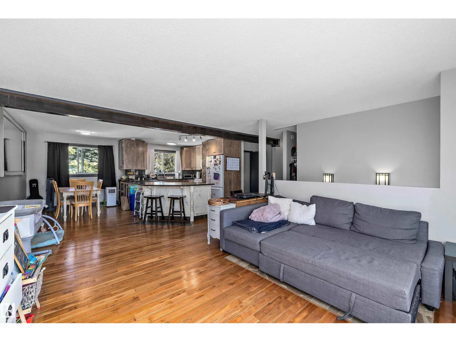 14 FALLHAVEN PL