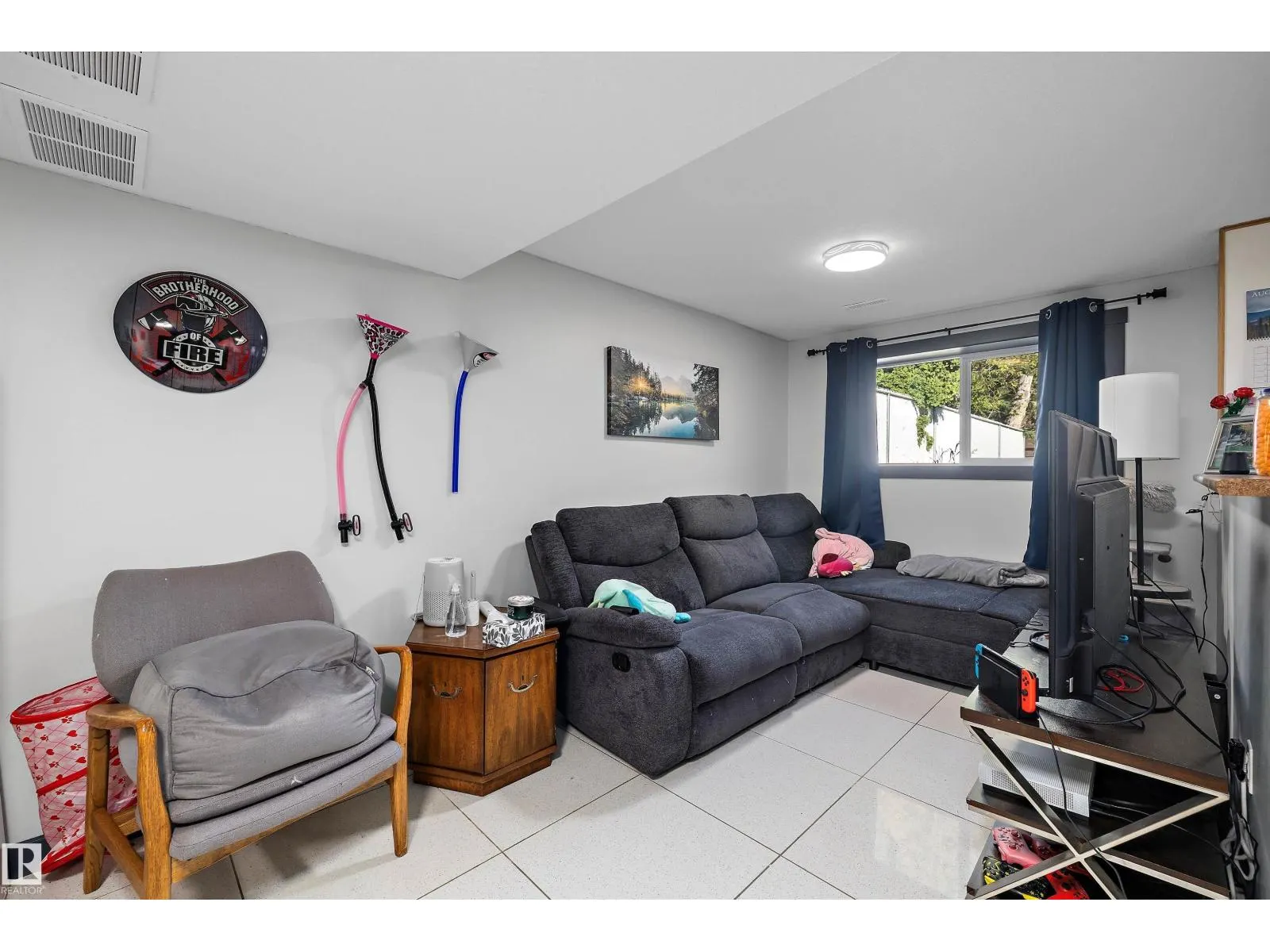 14 FALLHAVEN PL