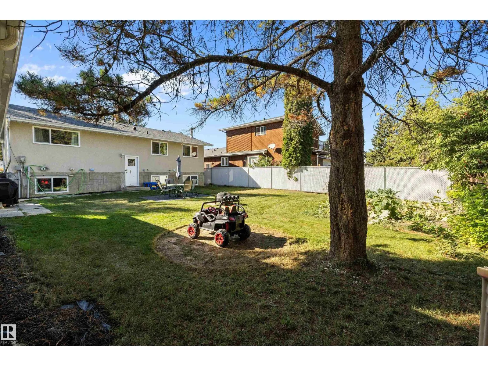 14 FALLHAVEN PL