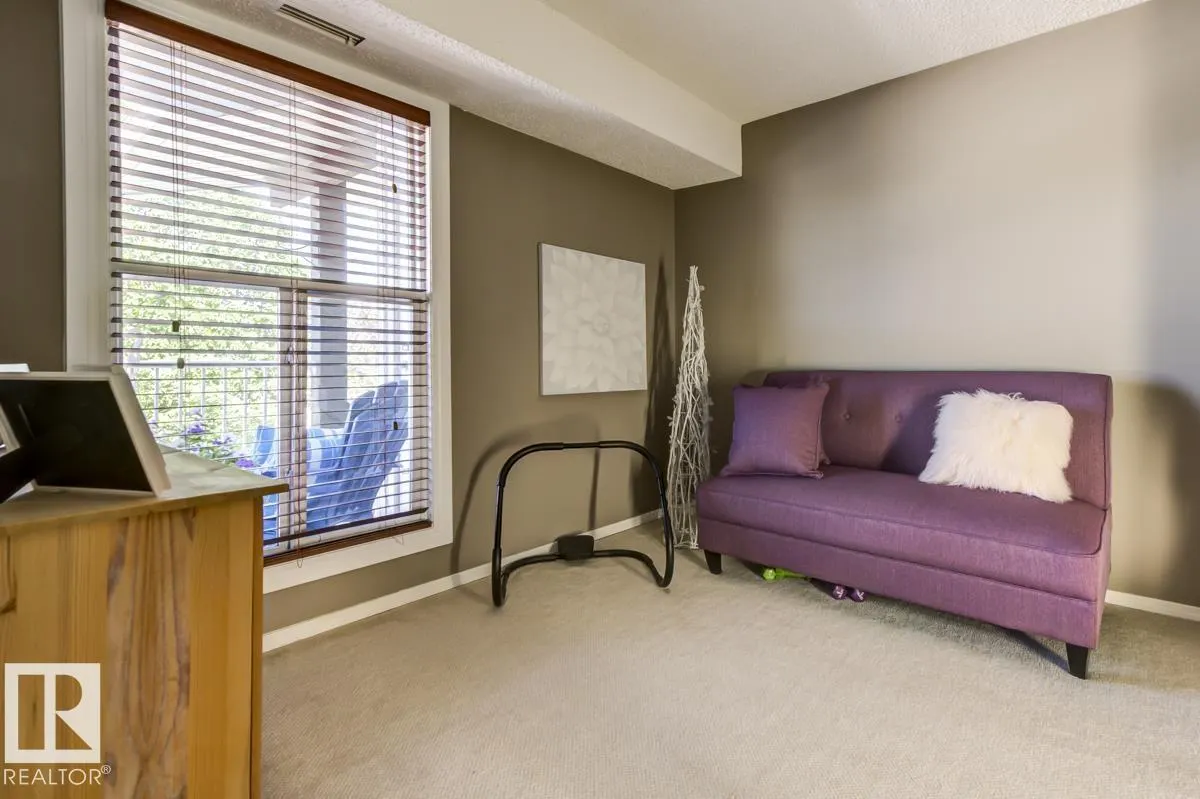 2346 151 AV NW