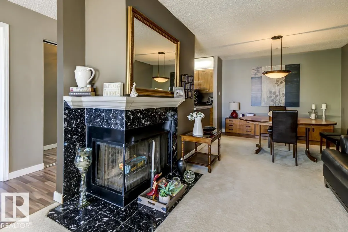 2346 151 AV NW