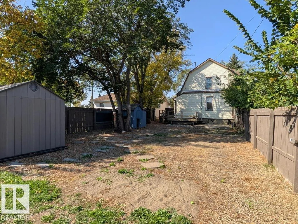 4717 49 ST