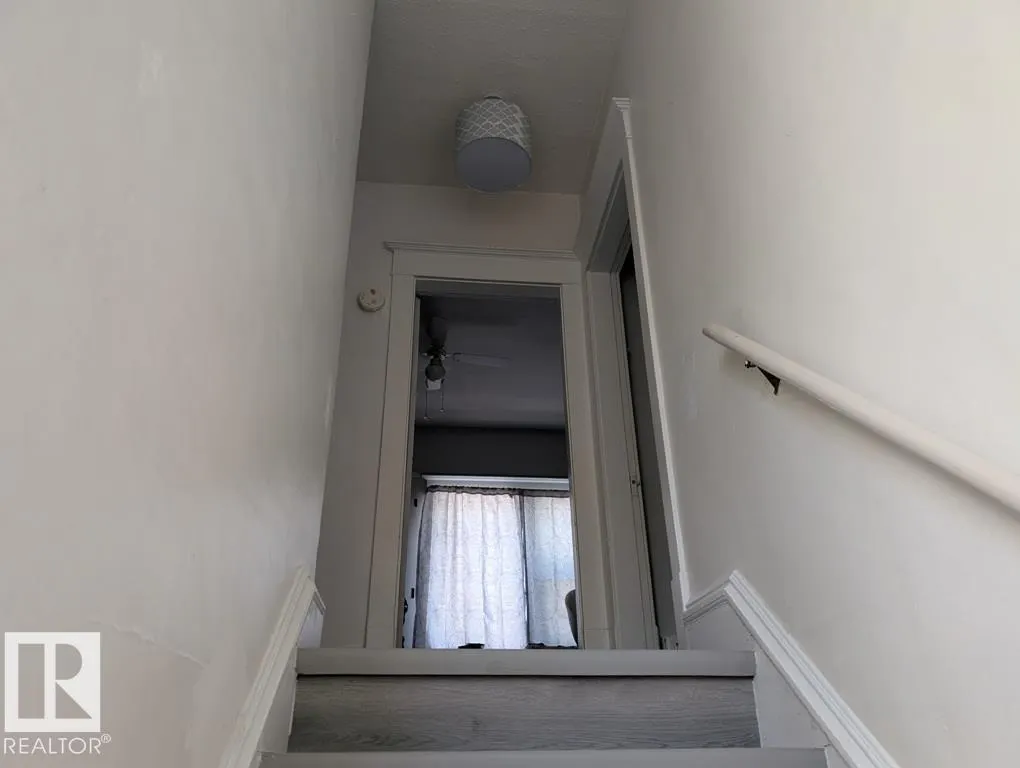 4717 49 ST