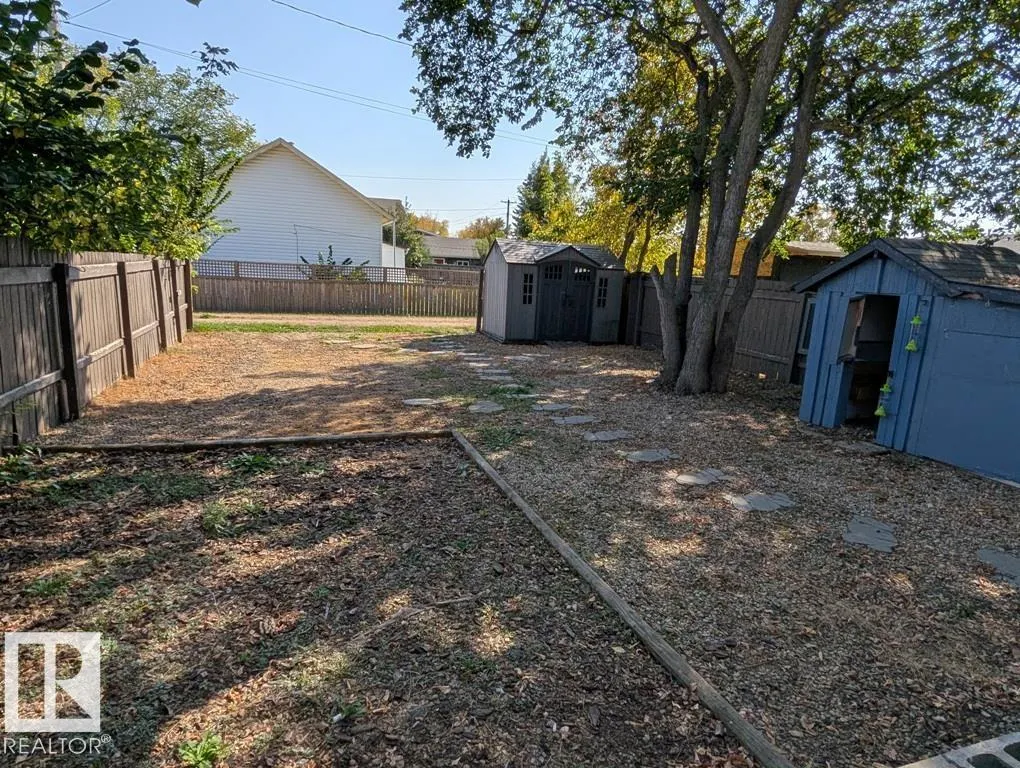 4717 49 ST