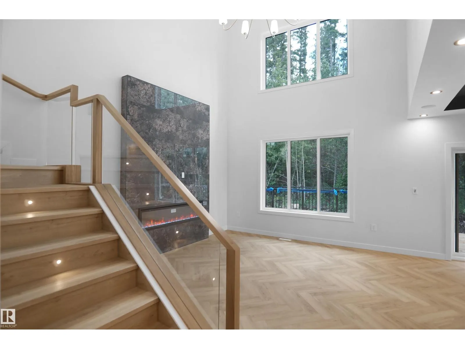 53 MEADOWGROVE LANE