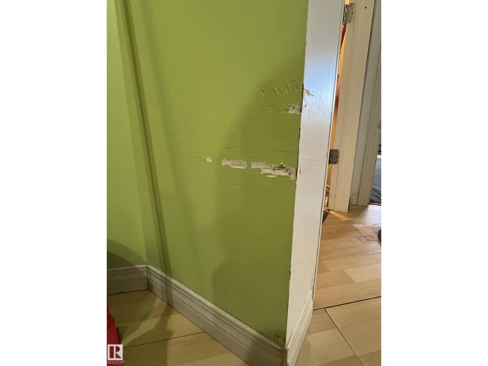 #211 6315 135 AV NW