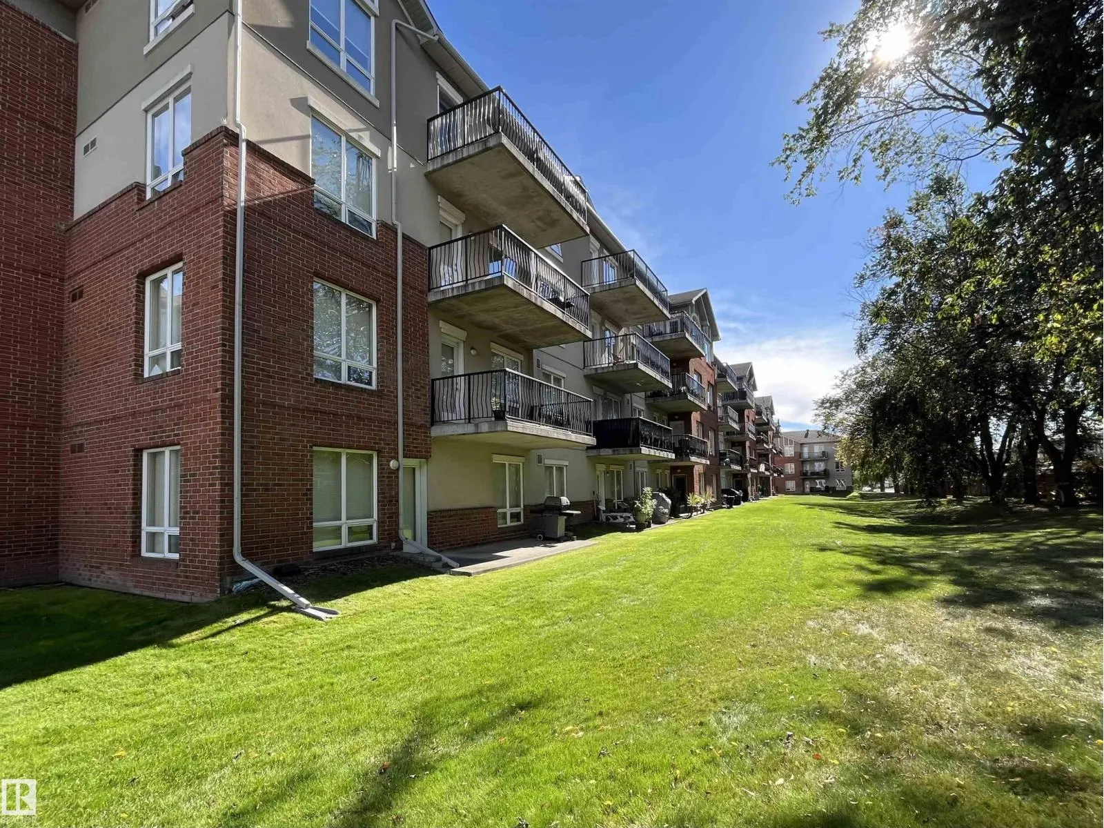 #211 6315 135 AV NW