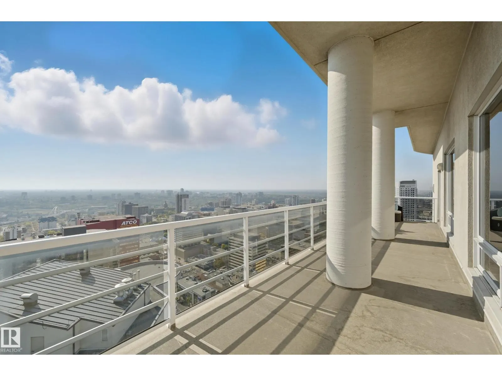 #3502 10152 104 ST NW