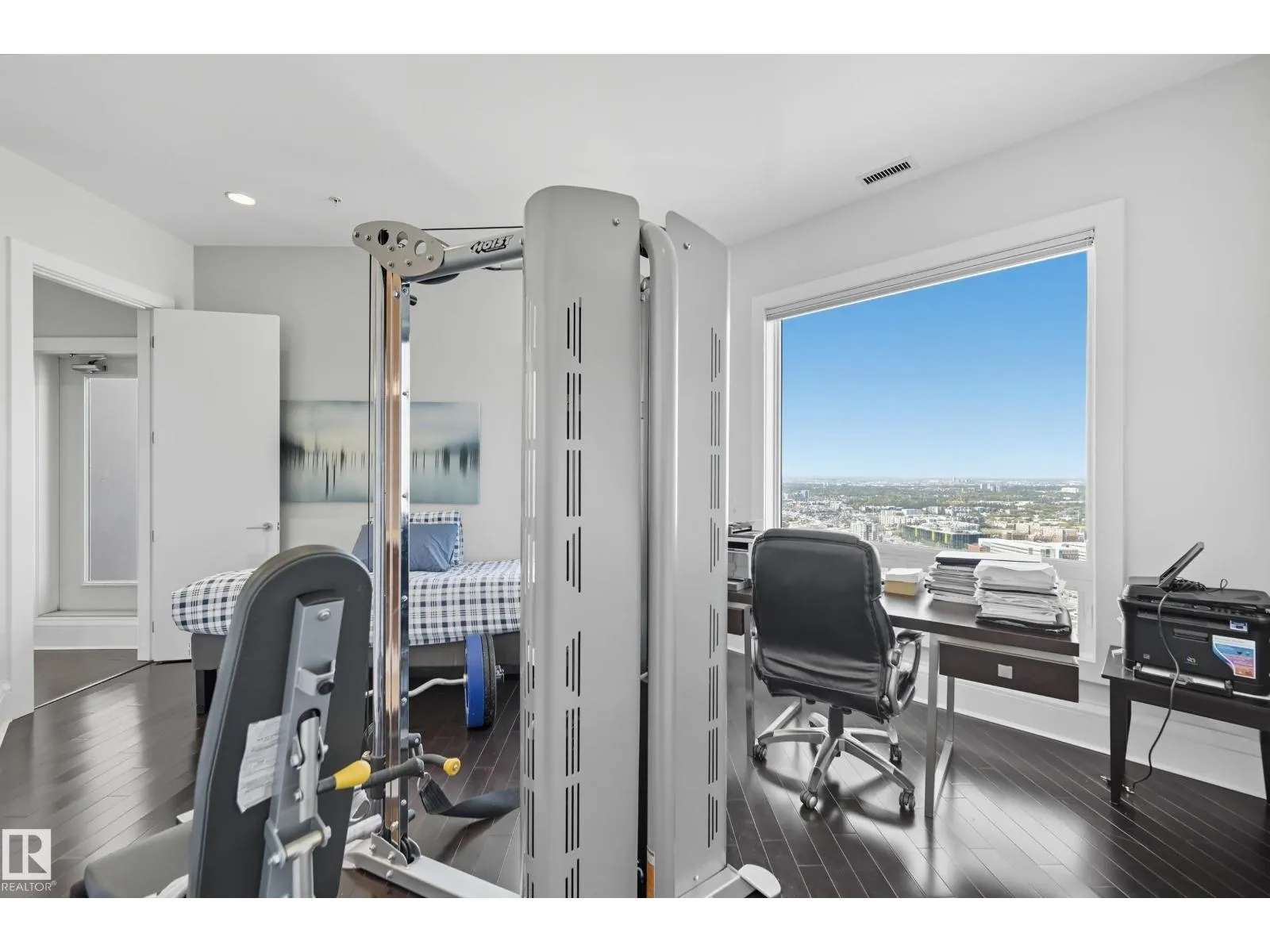 #3502 10152 104 ST NW