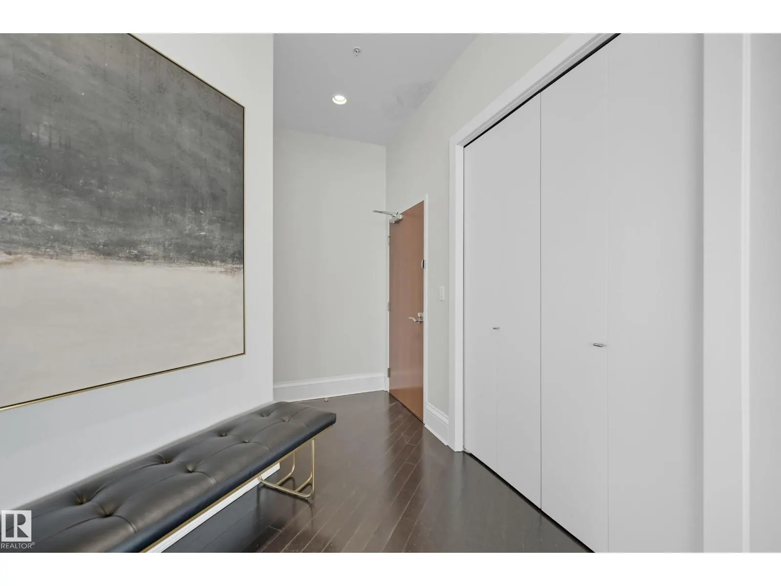 #3502 10152 104 ST NW