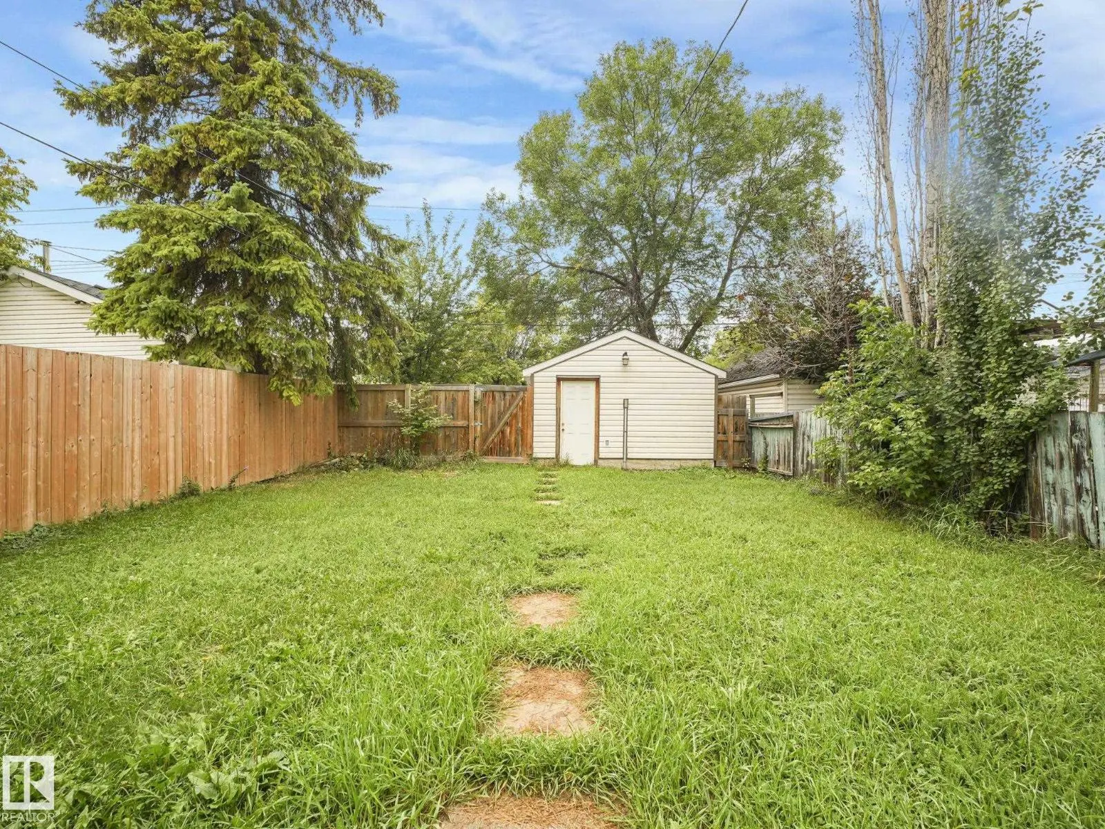 11542 97 ST NW