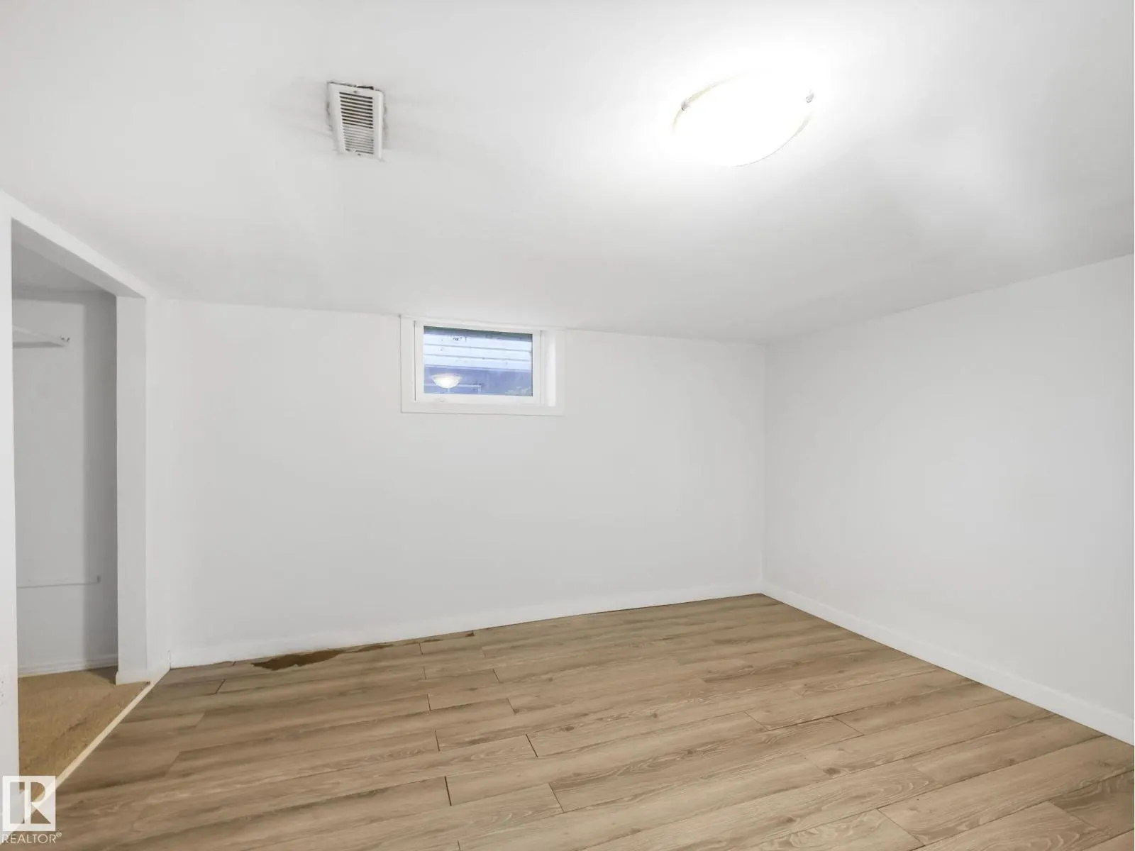 11542 97 ST NW