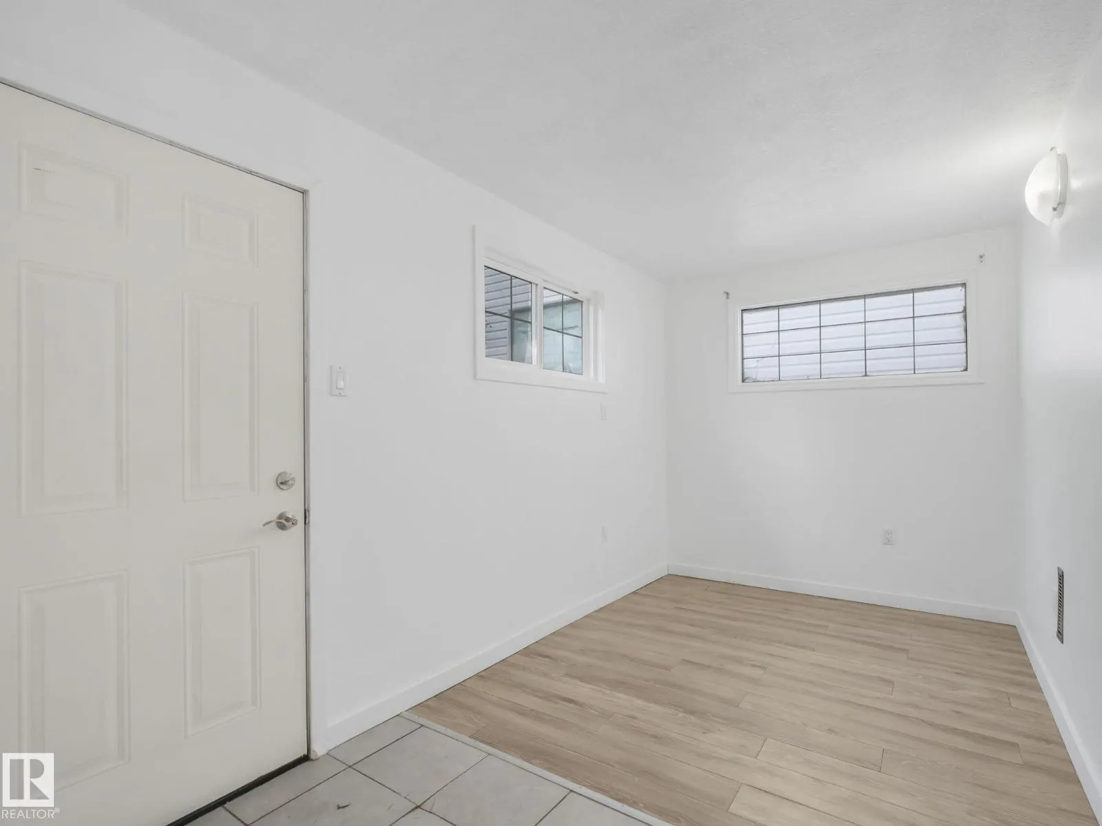 11542 97 ST NW