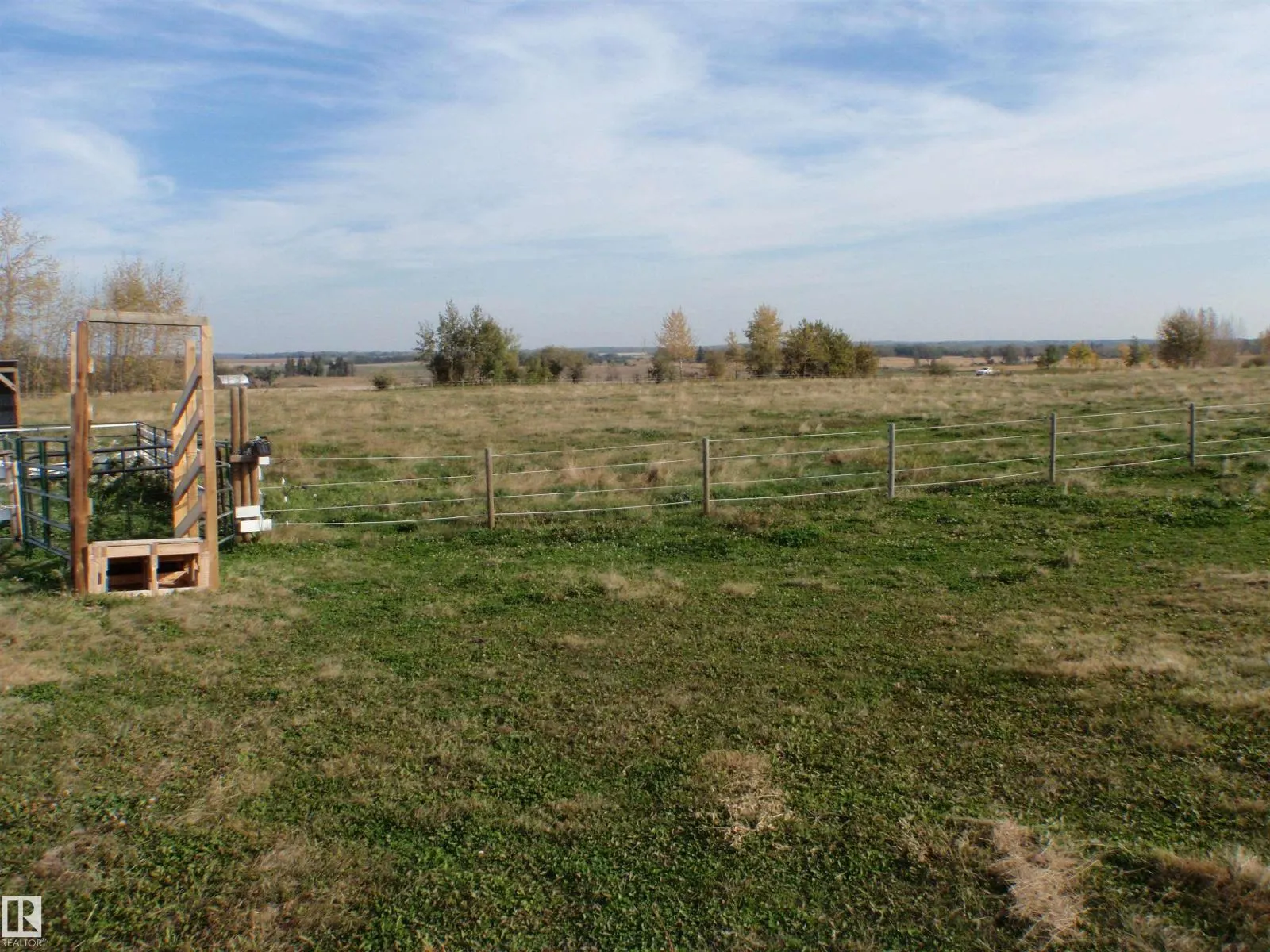 230 59518 Rge Rd 55