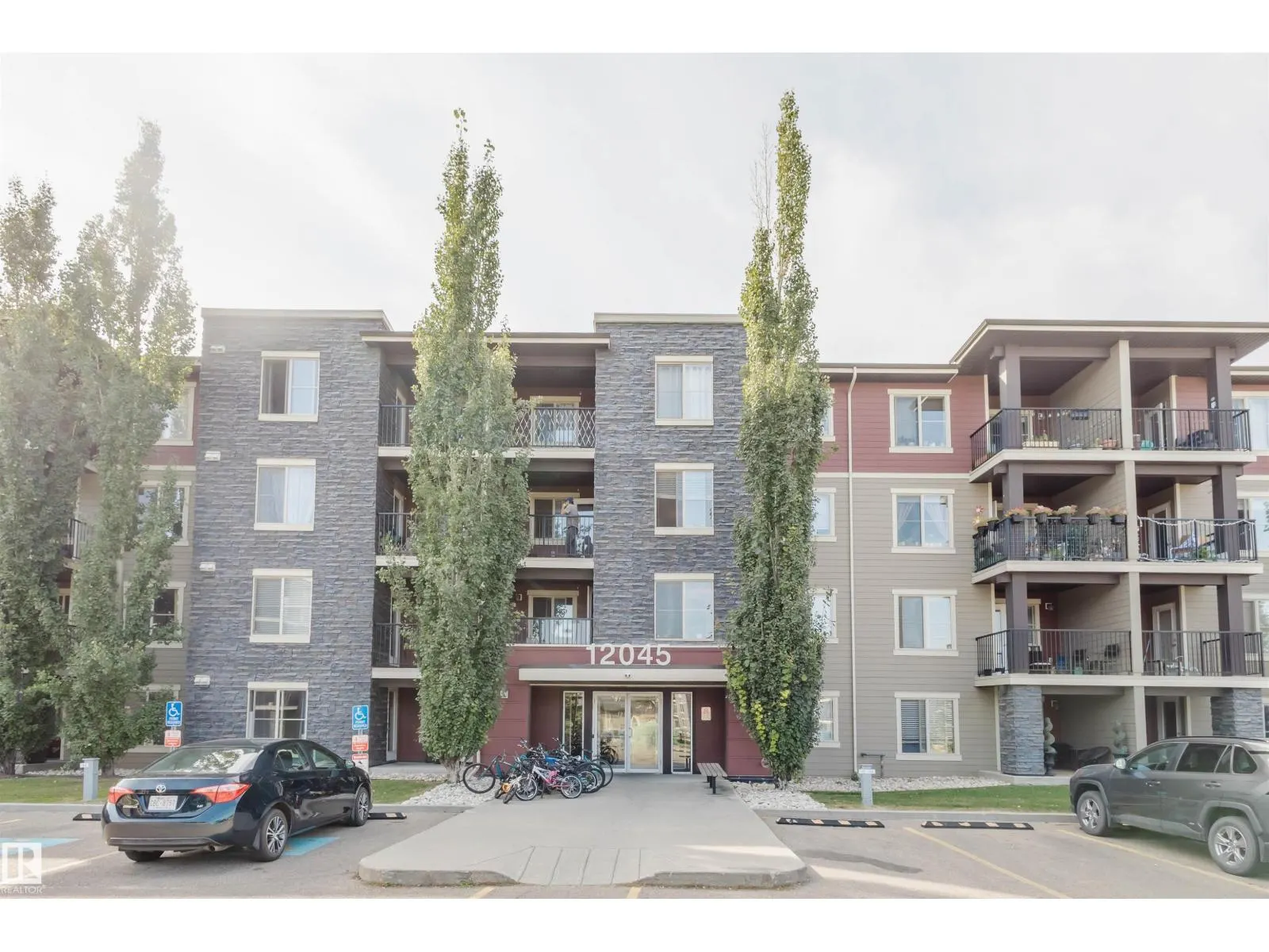 #301 12045 22 AV SW