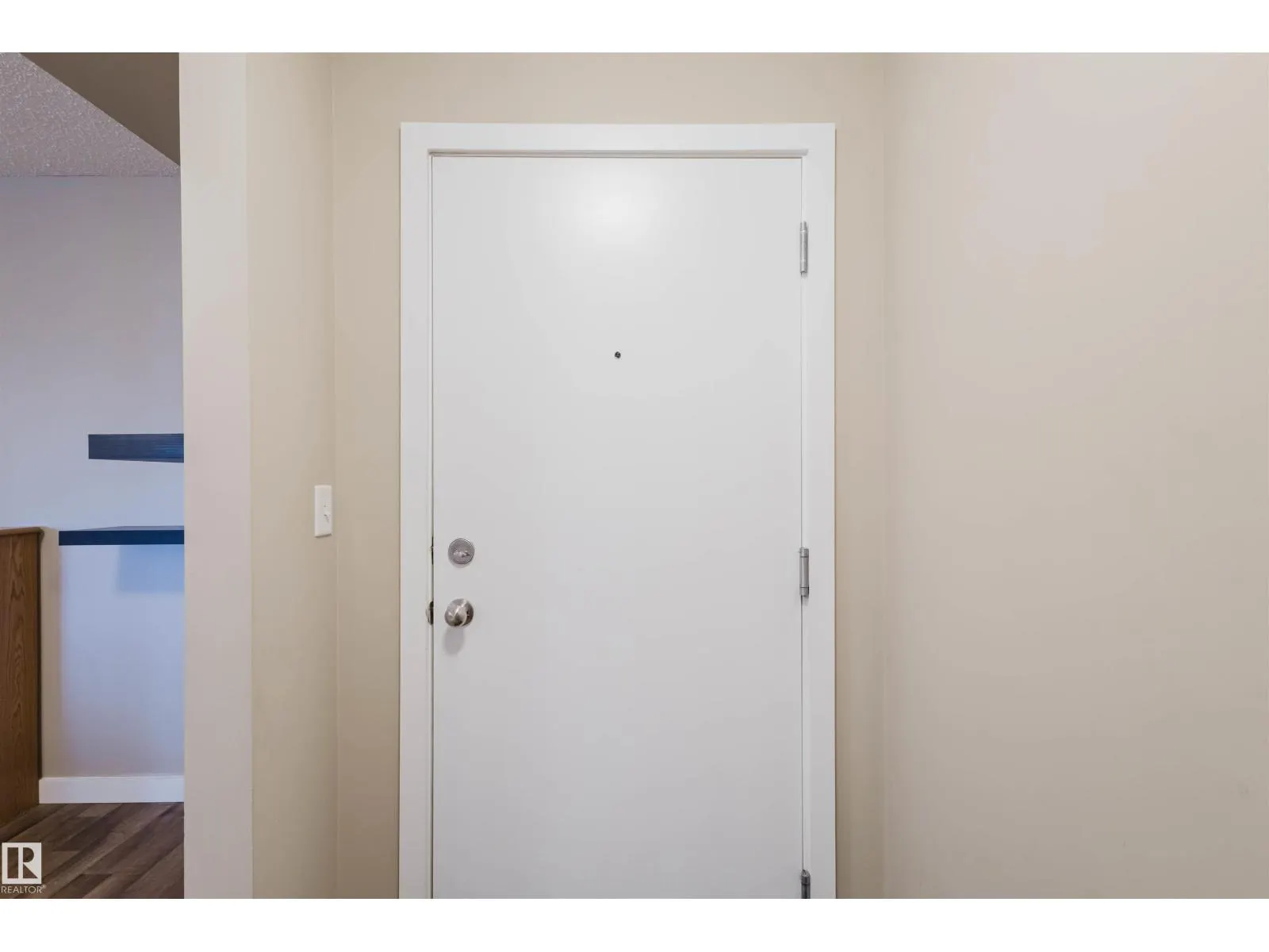 #301 12045 22 AV SW
