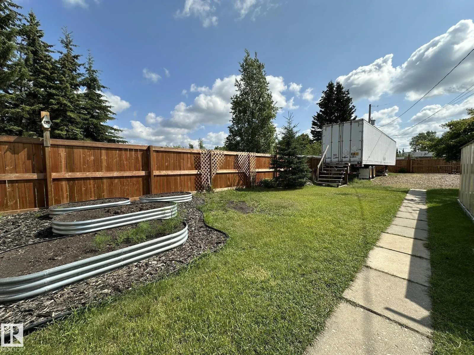 4609 East Railway DR