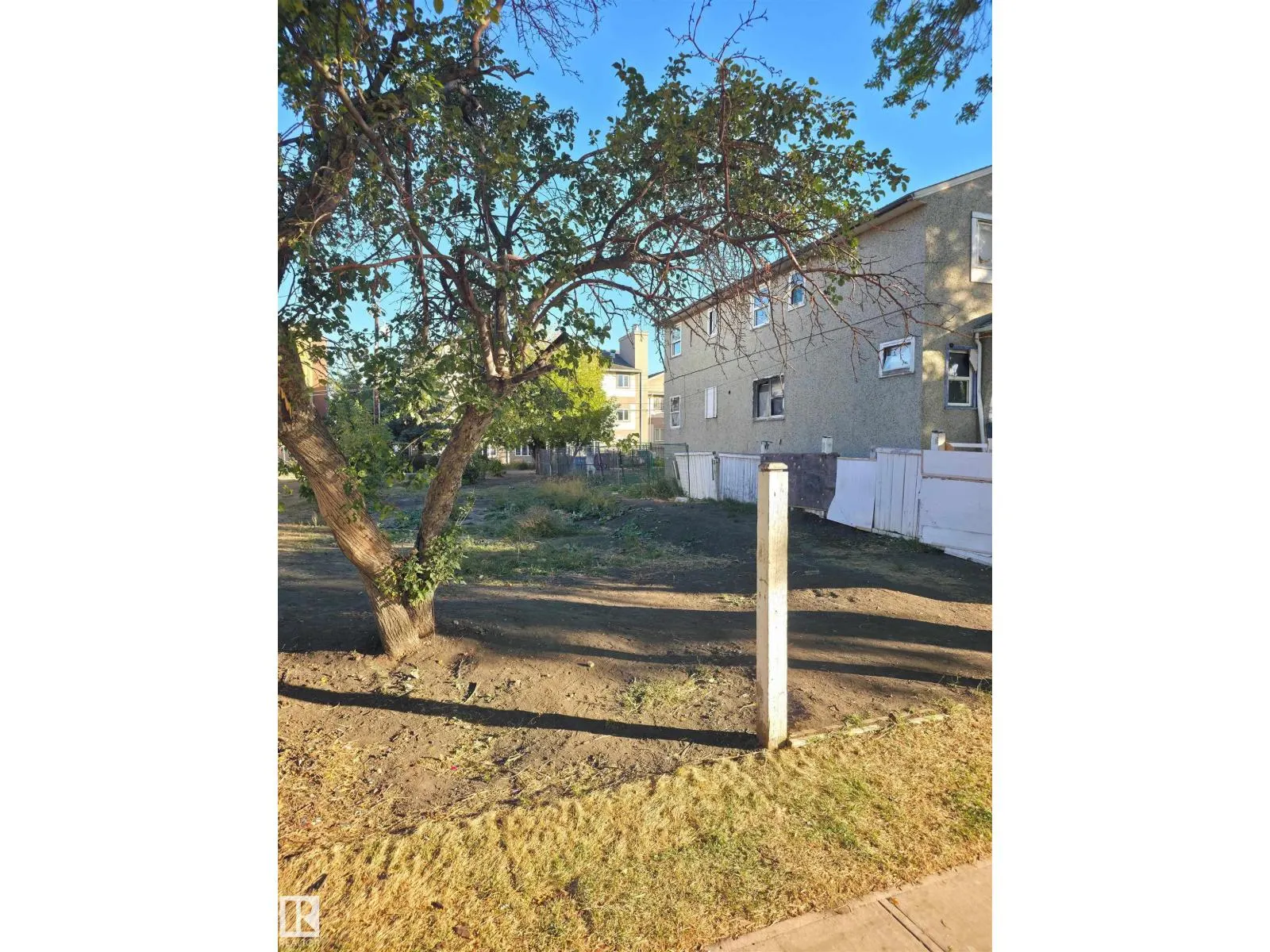 9626 105A AV NW
