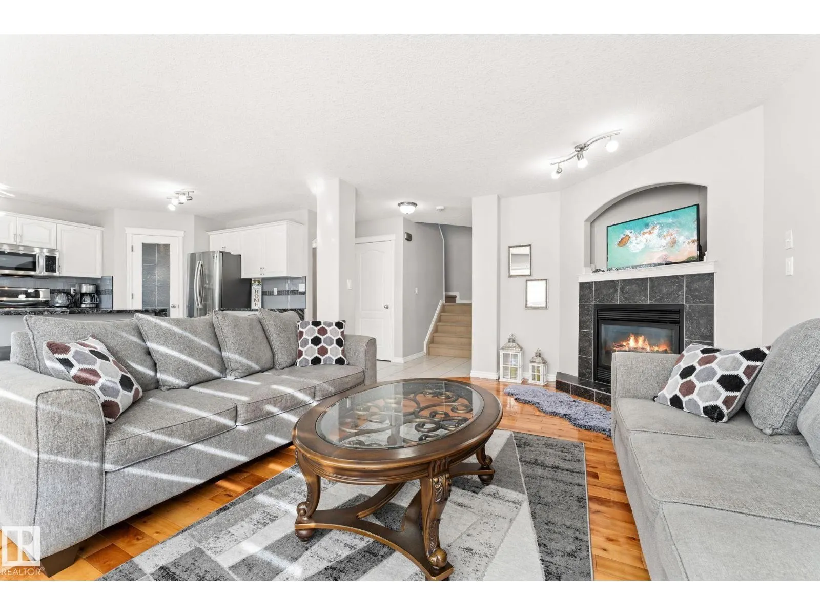10655 181 AV NW