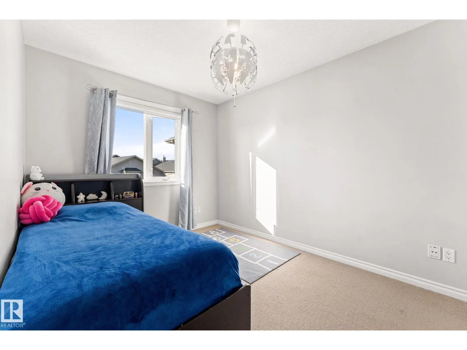 10655 181 AV NW