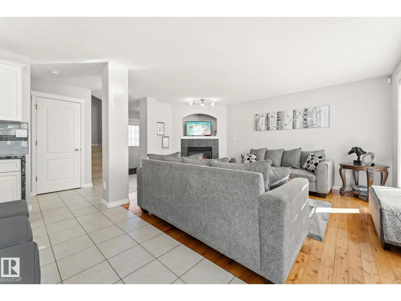 10655 181 AV NW