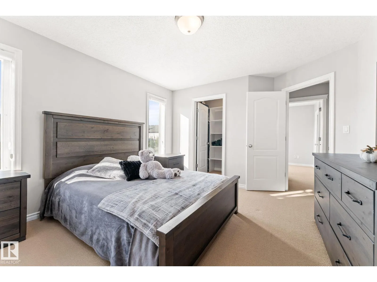 10655 181 AV NW