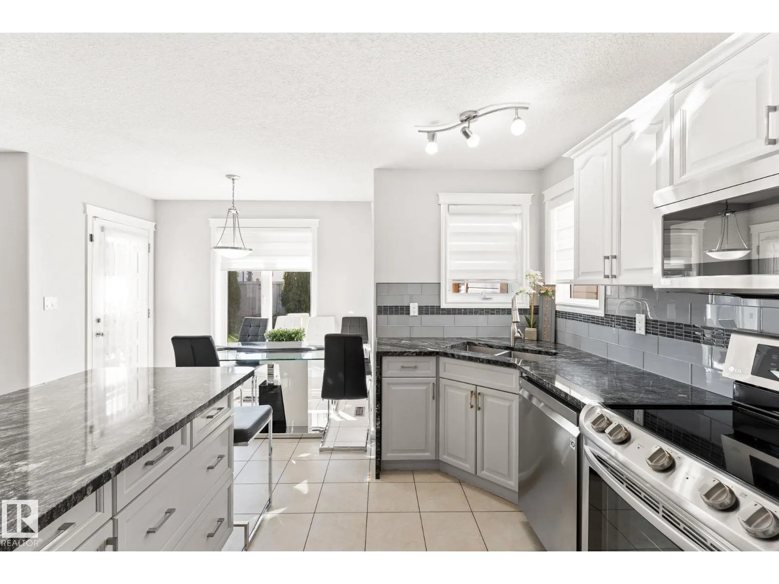 10655 181 AV NW