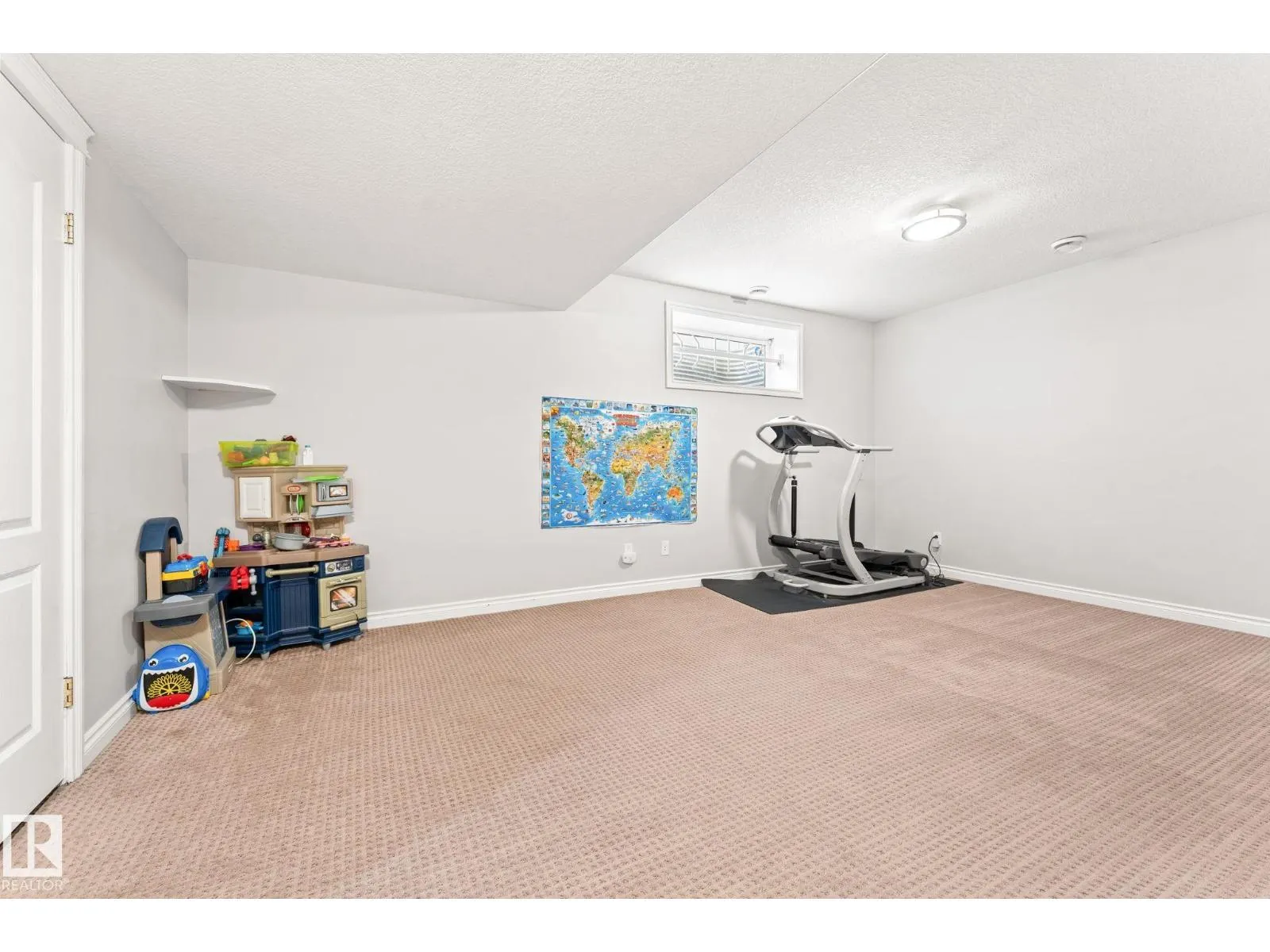 10655 181 AV NW