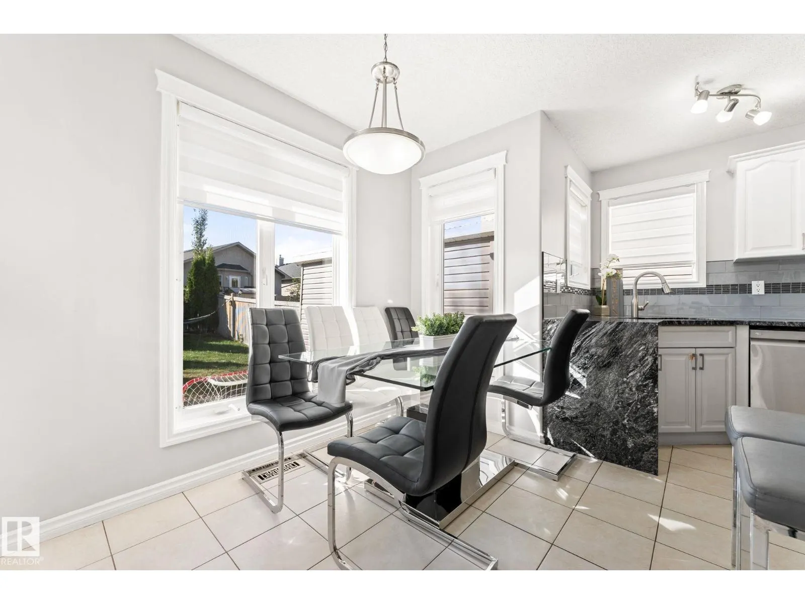 10655 181 AV NW
