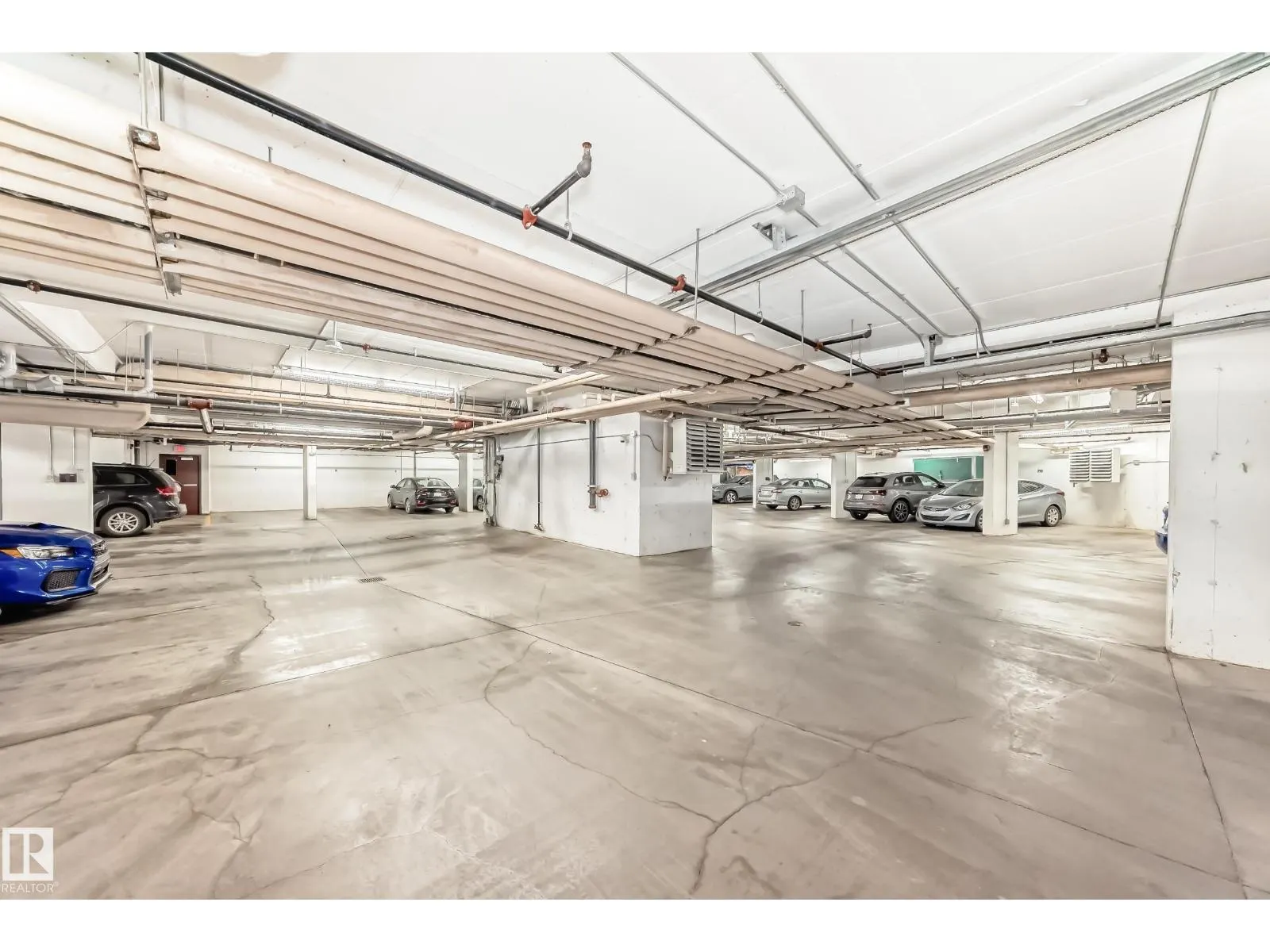 #101 10126 144 ST NW