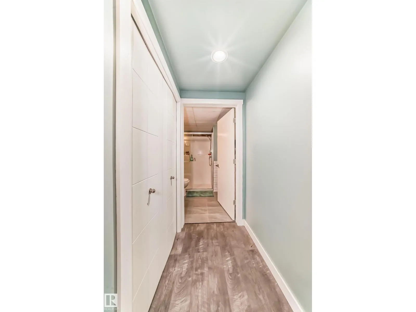 #101 10126 144 ST NW
