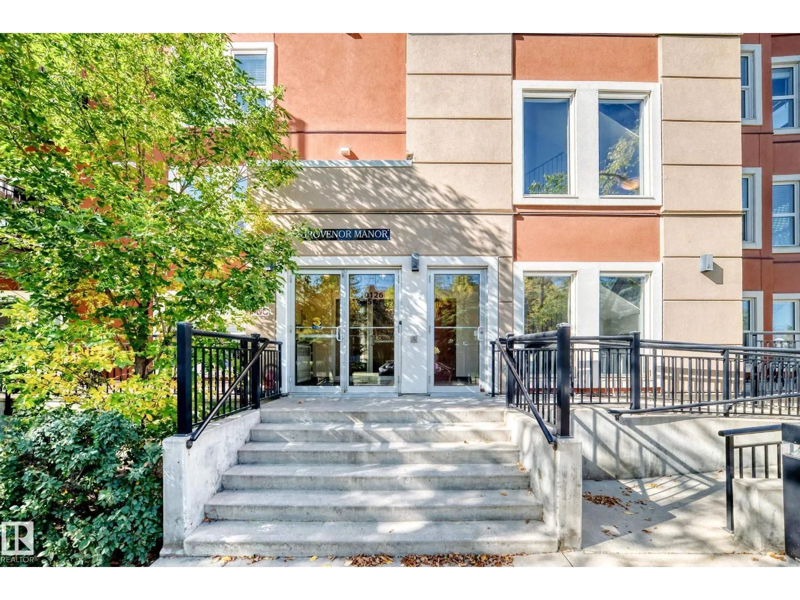 #101 10126 144 ST NW