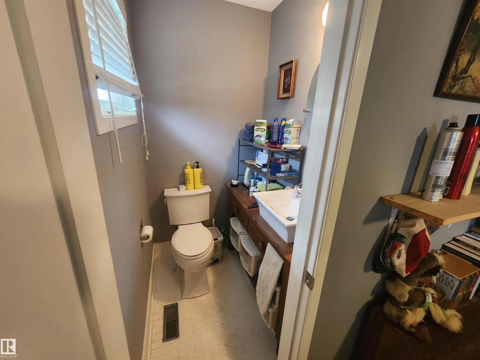4839 49 ST