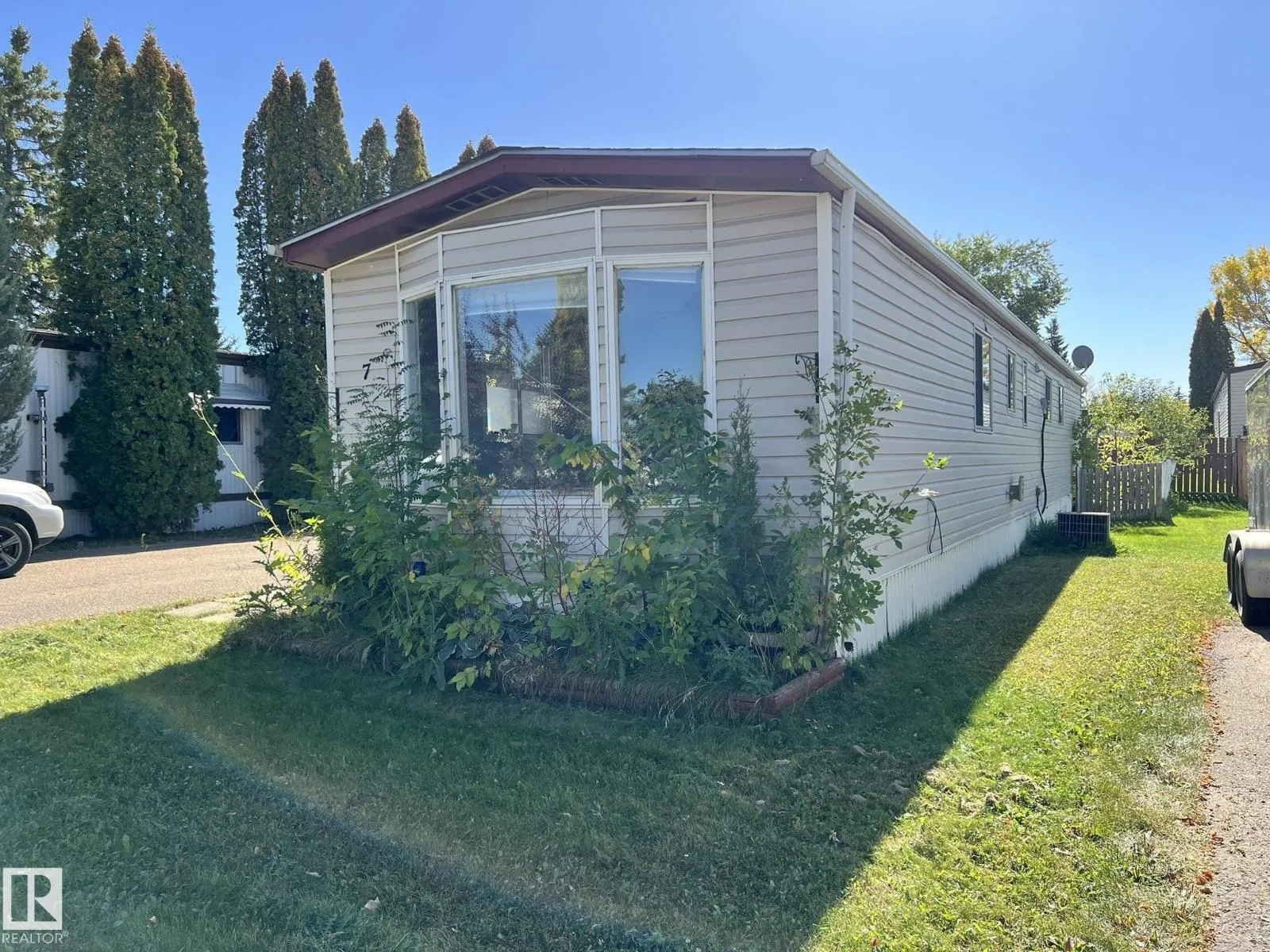 7 Hillcrest DR NW