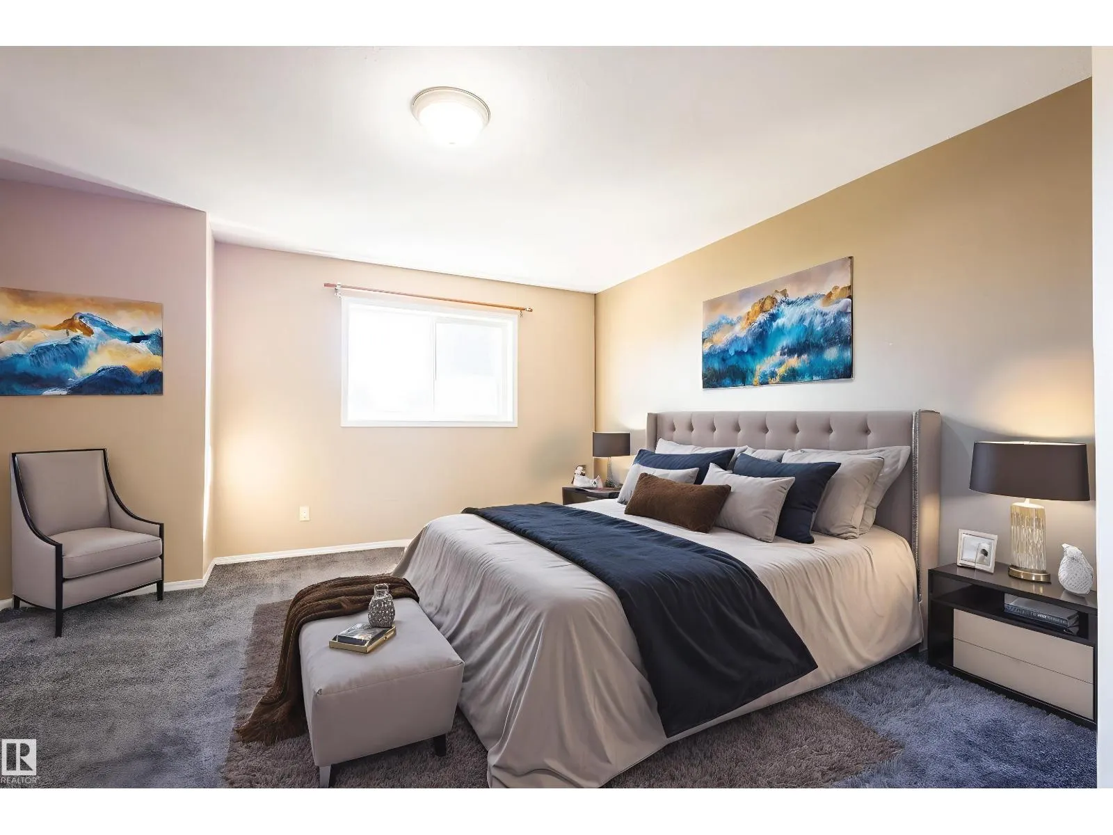 638 LEGER WY NW
