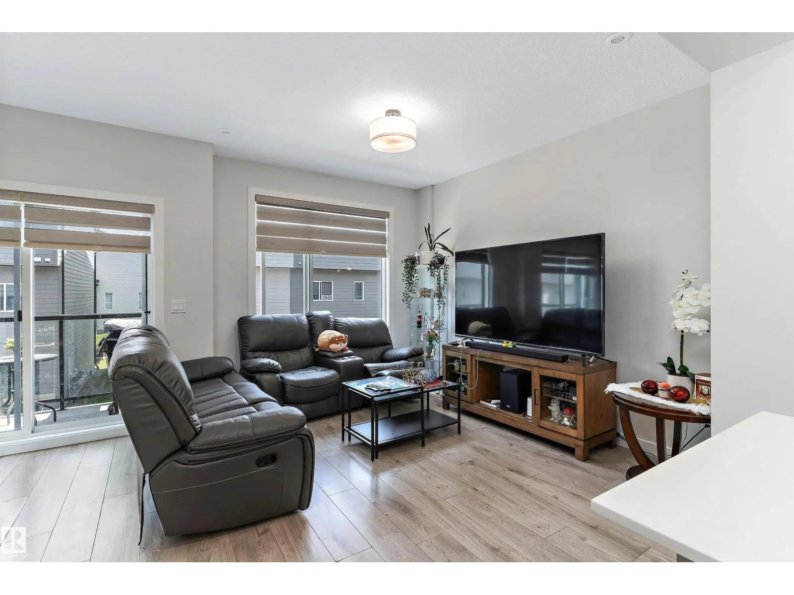#162 804 WELSH DR SW SW