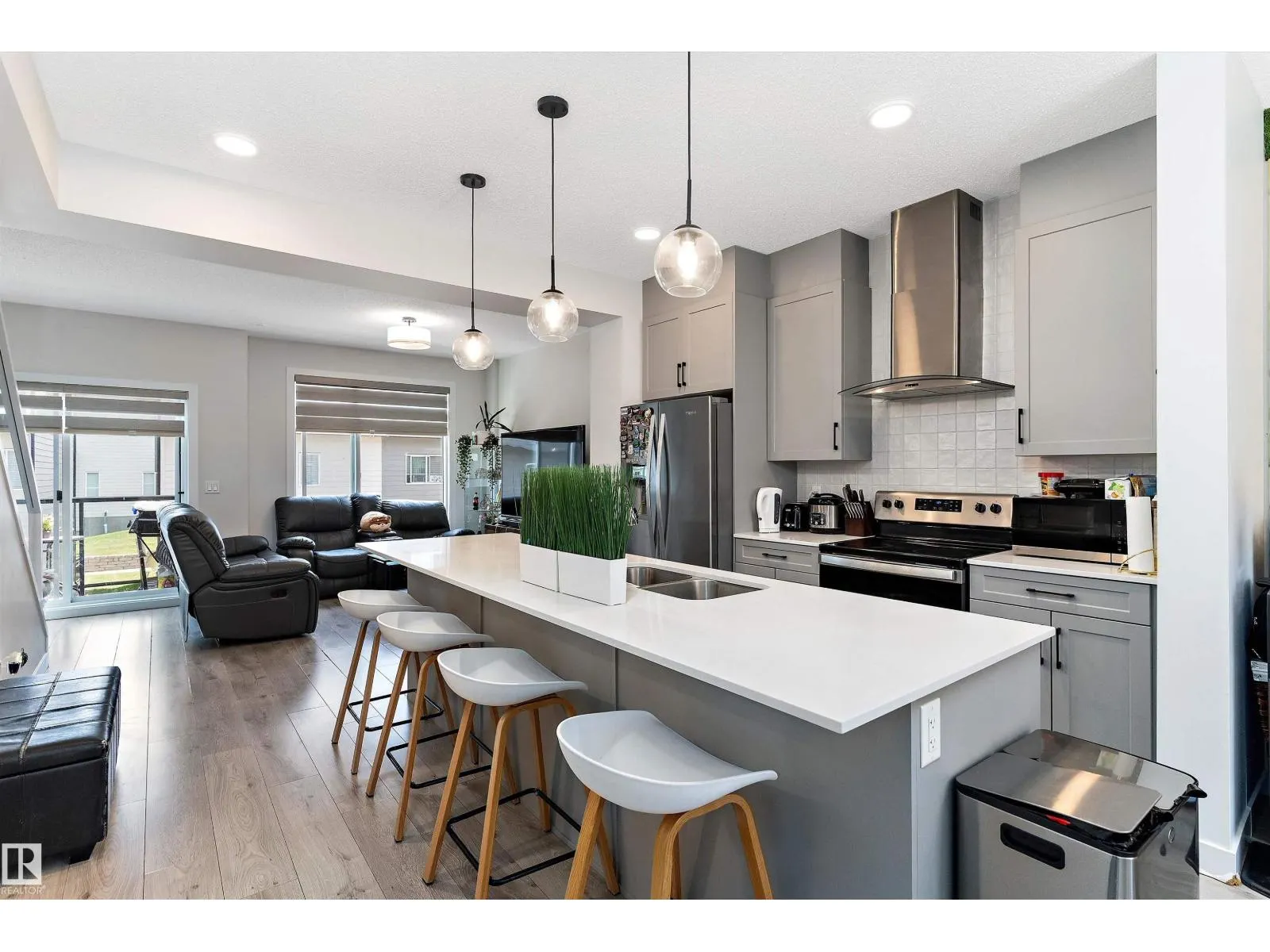 #162 804 WELSH DR SW SW