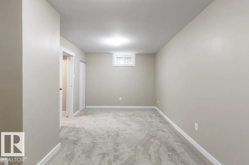 11933 56 ST NW