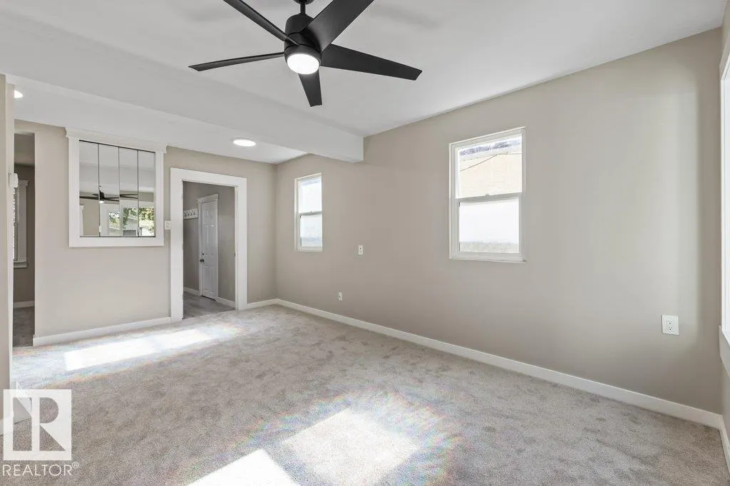 11933 56 ST NW