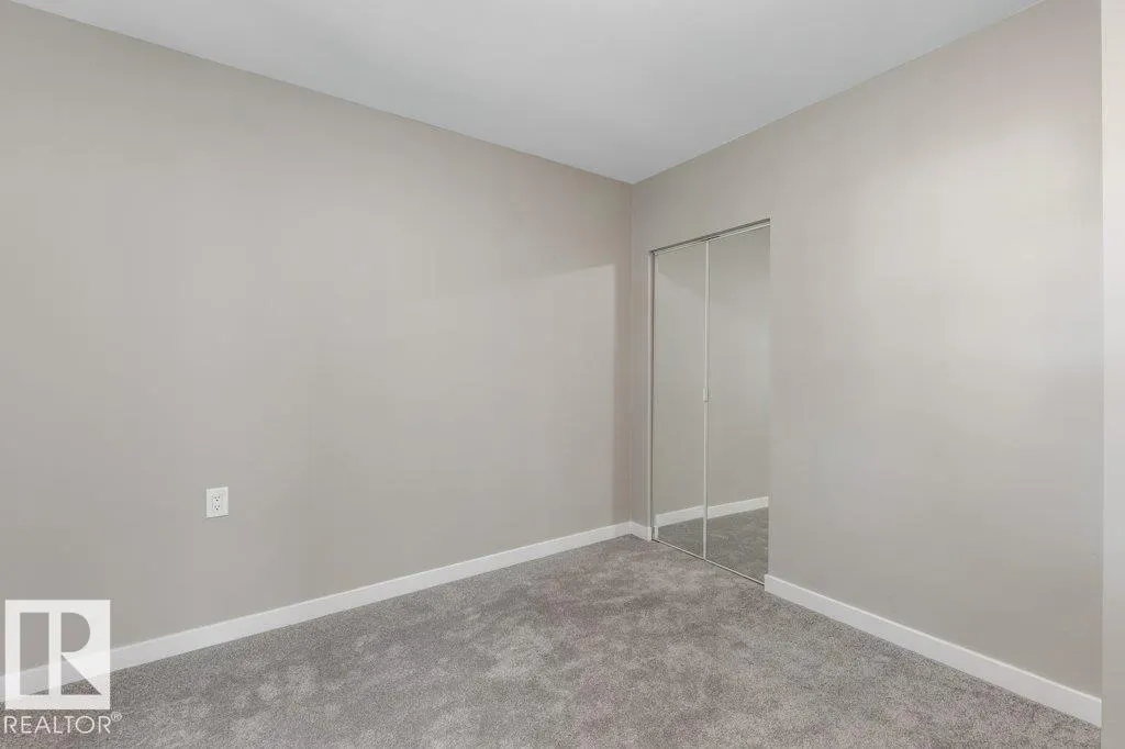 11933 56 ST NW