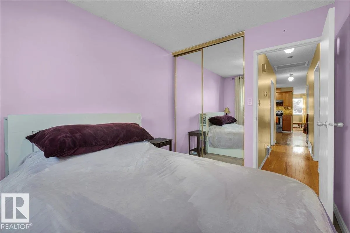 18708 57 AV NW