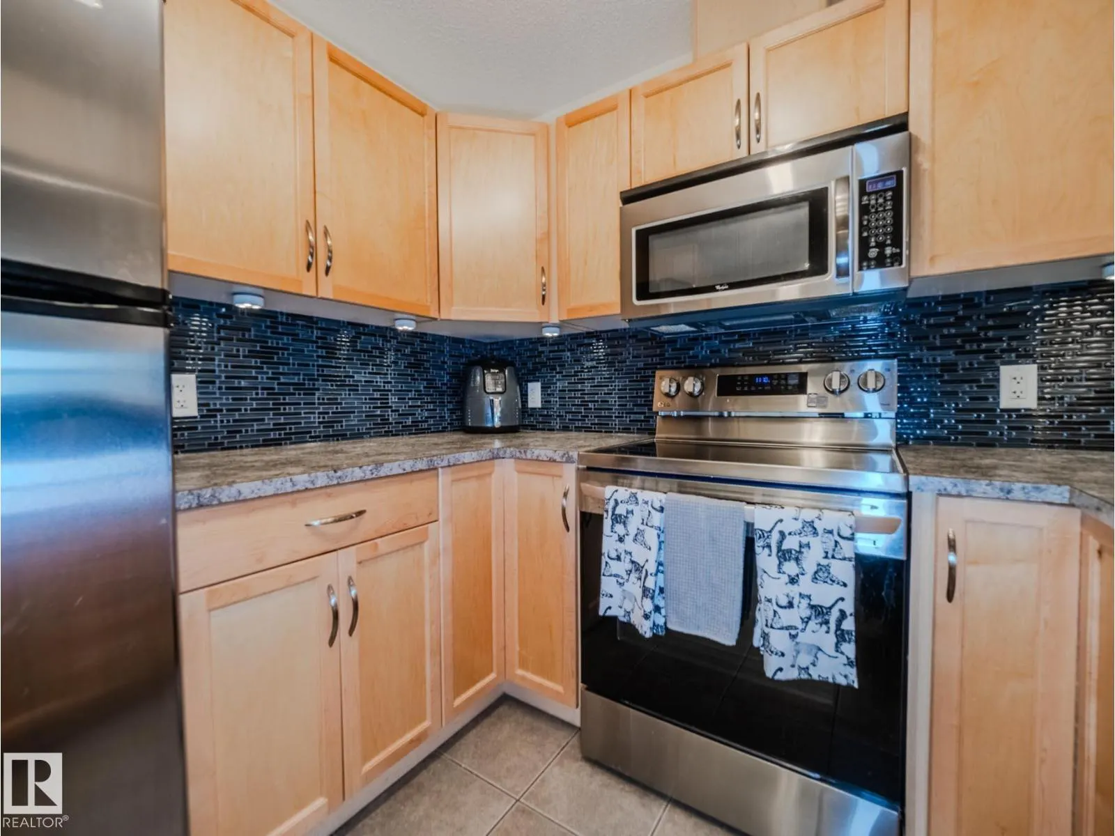 #431 11603 ELLERSLIE RD SW