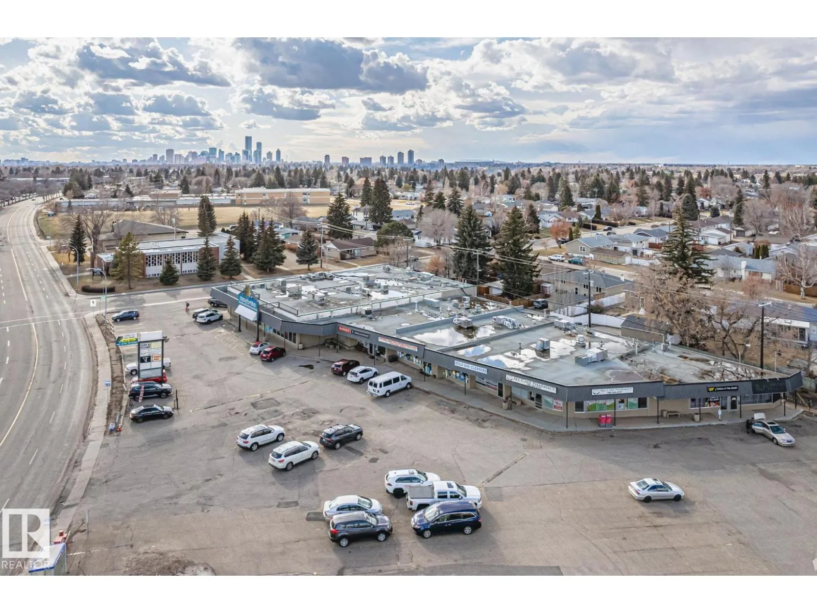 5008 5036 106 AV NW NW