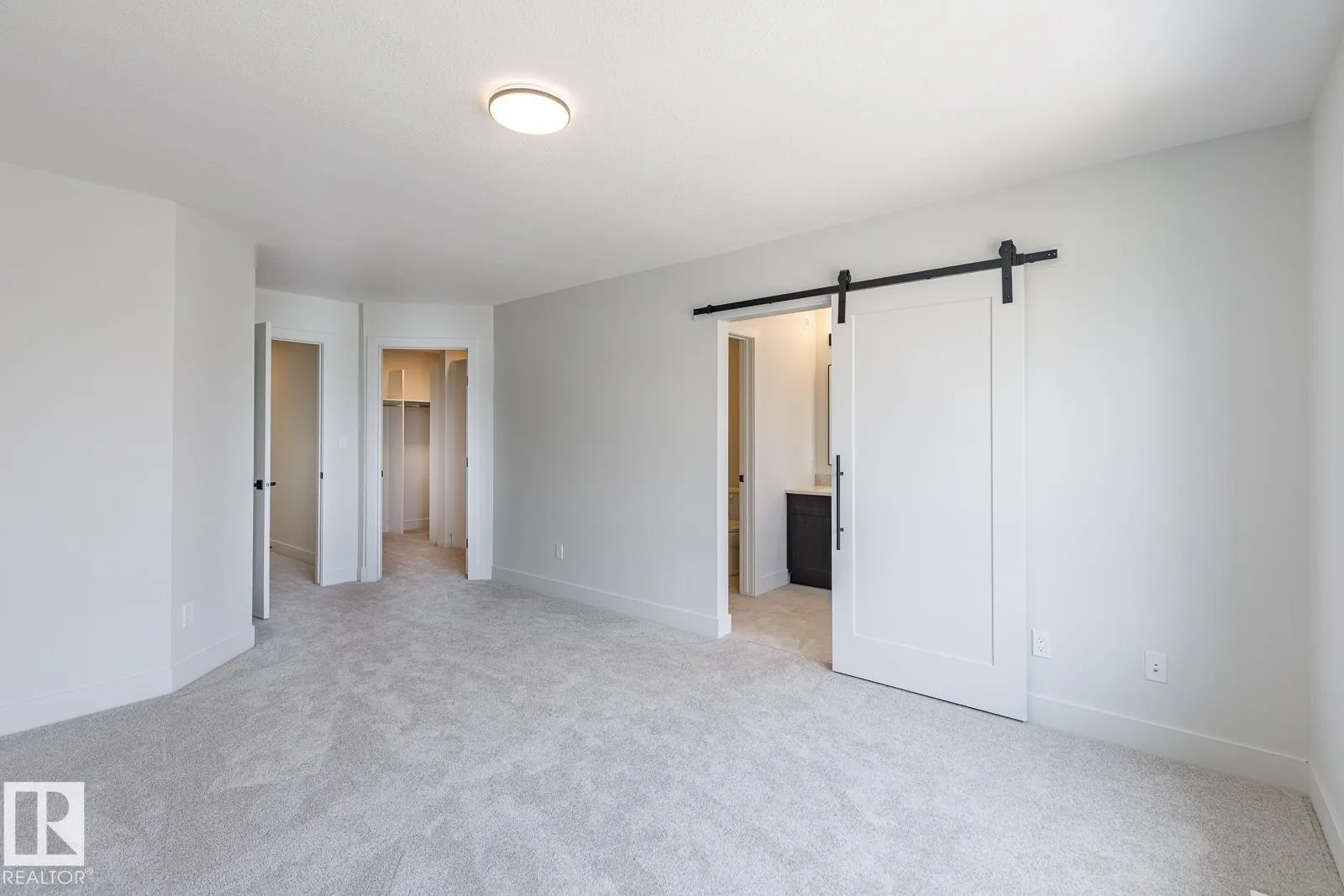 6235 175 AV NW