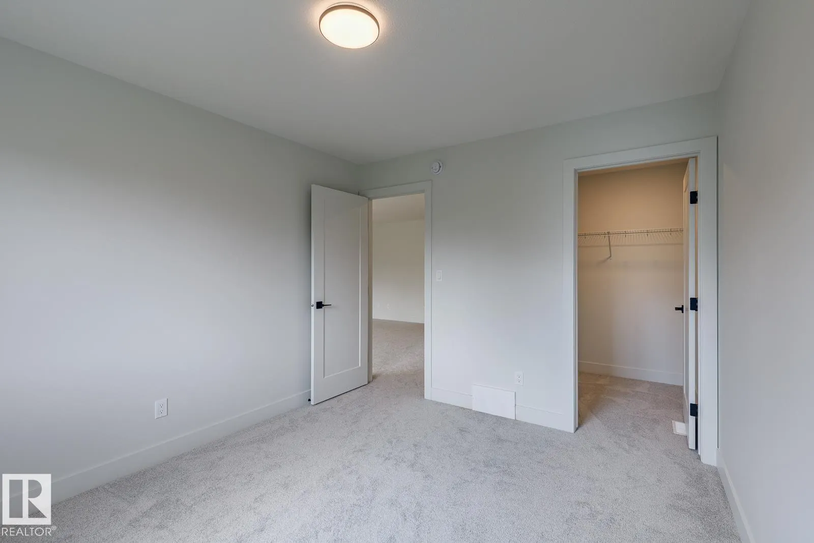 6235 175 AV NW