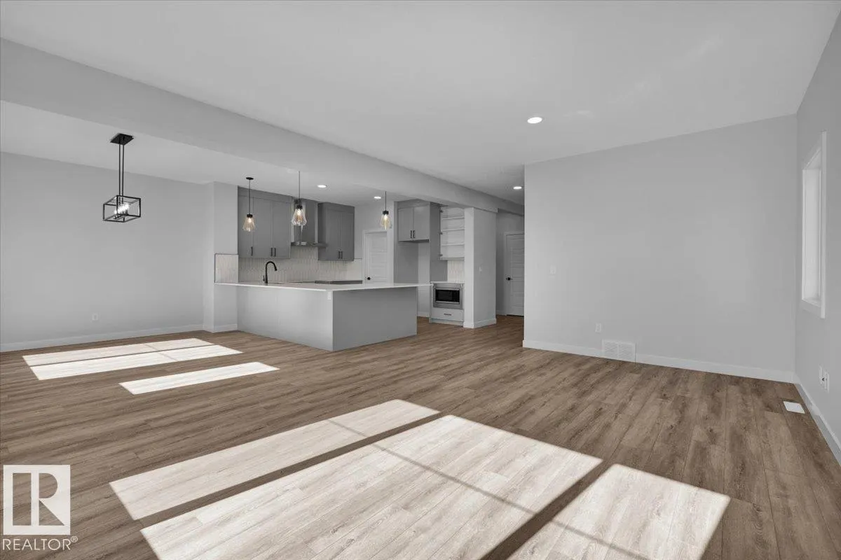 215 RAVINE DR