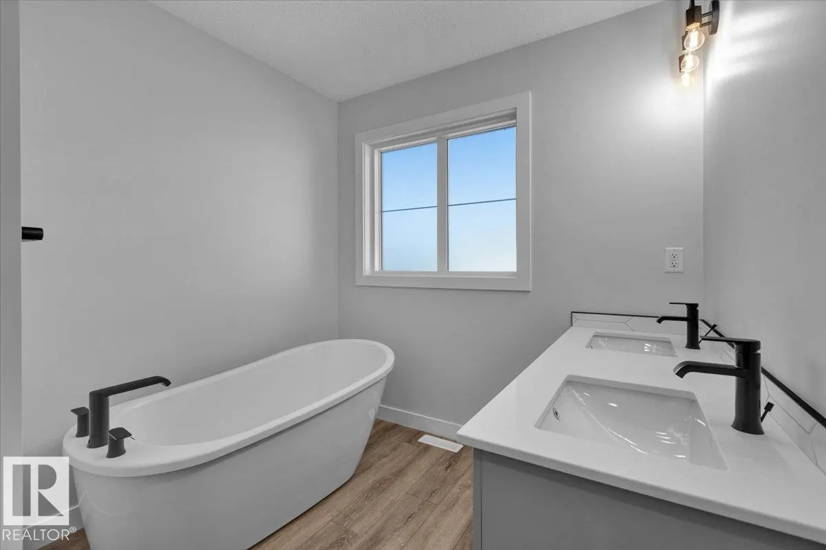 215 RAVINE DR