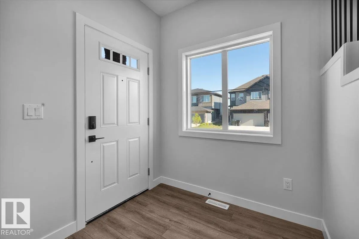 215 RAVINE DR