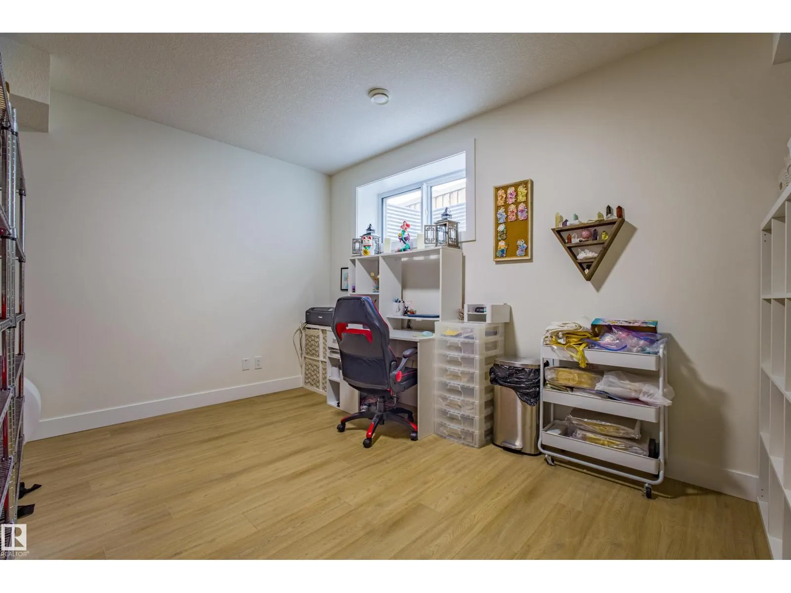 22232 82 AV NW