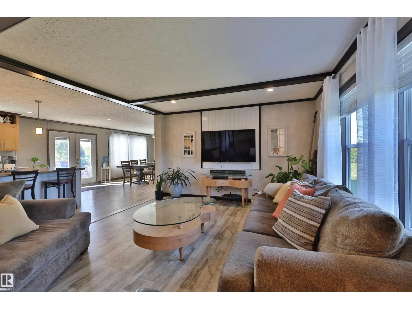201 Glenhaven CR